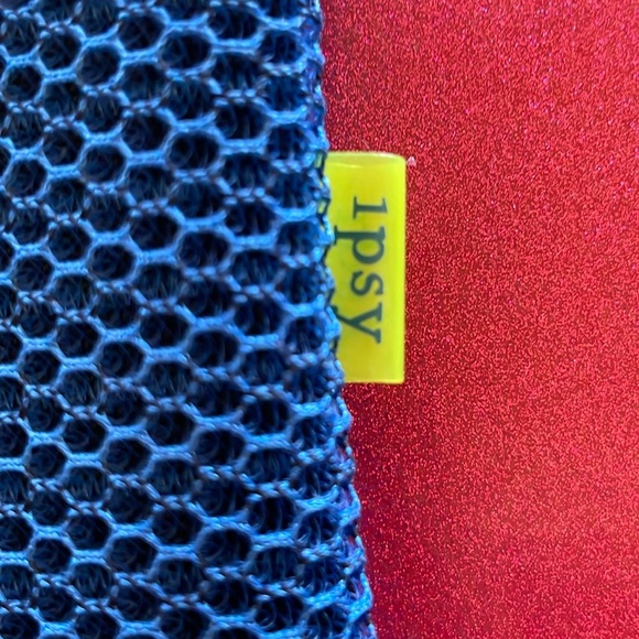 3/$10 Ipsy Glam Bag New January 2018 Game Face Navy Mesh Nautical Neon Makeup - Picture 2 of 10